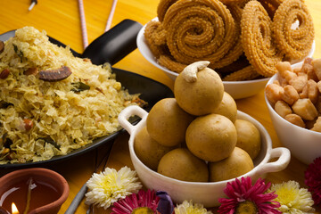 Diwali snacks Diwali faral Festival food items Festival snacks from Maharashtra