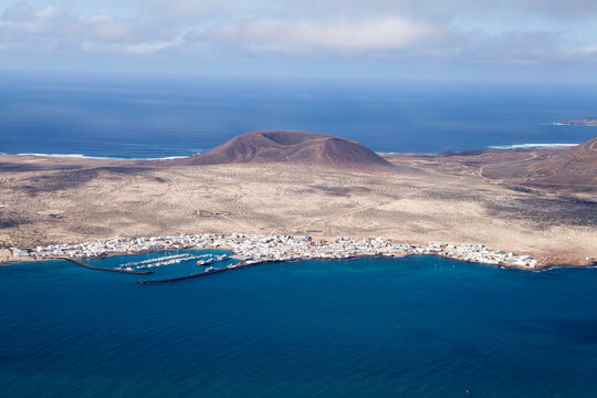 La Graciosa Island seen from the river viewpoint. Lanzarote. Canary Islands. Spain