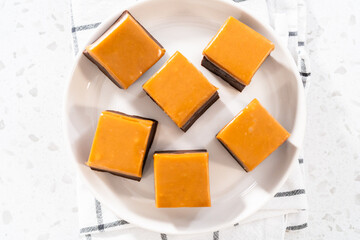 Caramel fudge