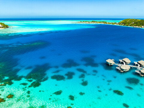 Bora Bora by drone, French Polynesia © Azathoth Pics