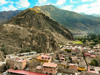 Complejo arqueol&oacute;gico de Ollantaytambo en el valle del Urubamba Cuzco Per&uacute;