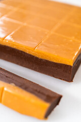 Caramel fudge