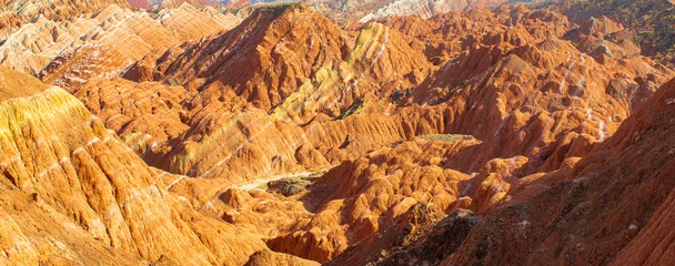 Photo sur Plexiglas Zhangye Danxia Panorama of the terracotta rocks of Rainbow mountains in Zhangye Danxia
