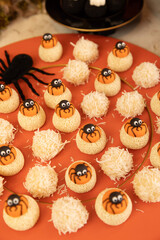 brigadeiro, chocolate, decoração, doces, fita, laço, dessert, sweet, candy, halloween, holiday,...