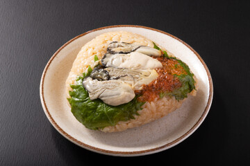 牡蠣飯おにぎり