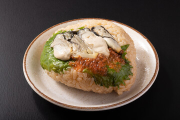 牡蠣飯おにぎり