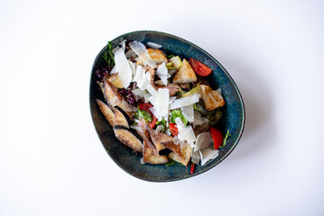 salad chicken with vegetables