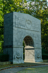 Fototapeta na wymiar Treptower Park Soviet Memorial