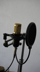 microphone on tripod