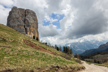  landscape in the Dolomites, Five Towers(Cinque Torri)