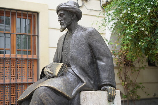 Denkmal f&uuml;r Maimonides in Cordoba am 26.10.2023