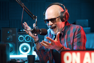 Expressive radio host On Air