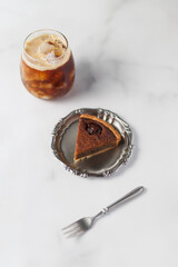 タルトとエスプレッソトニック