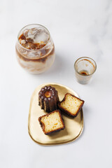 カヌレとアイスラテ