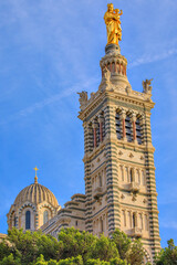 Marseille, clocher de la basilique  Notre Dame de la Garde
