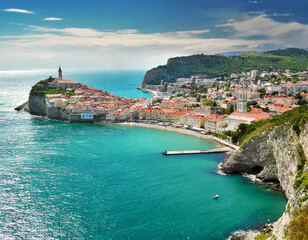 Coastal Town by the Azure Sea - obrazy, fototapety, plakaty