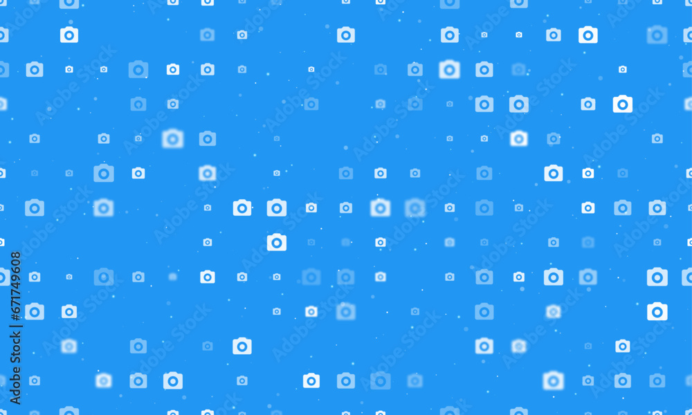 Poster seamless background pattern of evenly spaced white photo camera symbols of different sizes and opaci