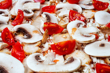 uncooked pizza, ingredients, mushrooms, tomatoes, ham, close-up