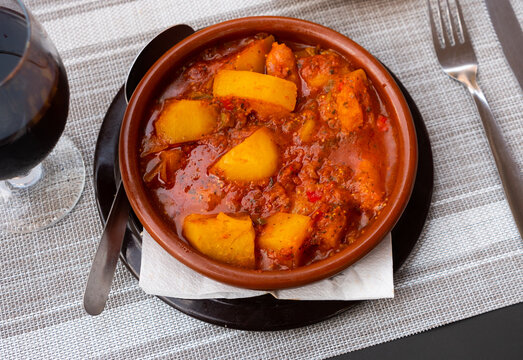 Hearty and fragrant Rioja potatoes with delicious chorizo sausages, in thick spicy sauce