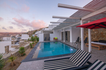 Villa with swimming pool in Mykonos town