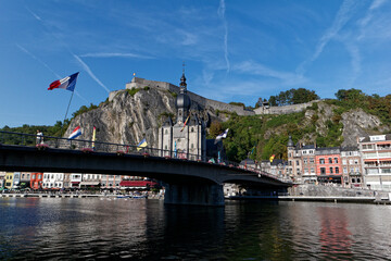 Widok na miasto Dinant w Belgii, region Waloński, Europa zachodnia. © Adam Sadlak