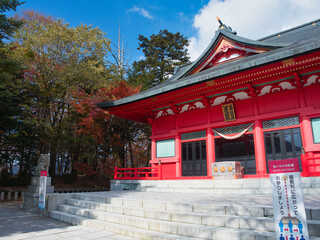 Fototapeta premium 赤城神社と周辺の紅葉