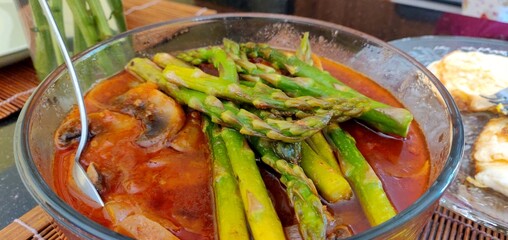 Asparagus and Mushrooms Soup