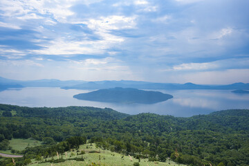 Naklejka premium Bihoro Pass and Kussharo Lake, Hokkaido 美幌峠と屈斜路湖・北海道