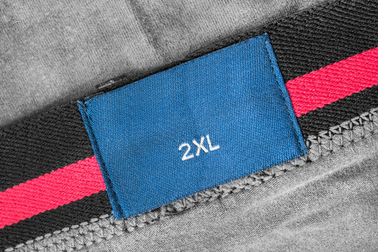 Size 2XL clothes label