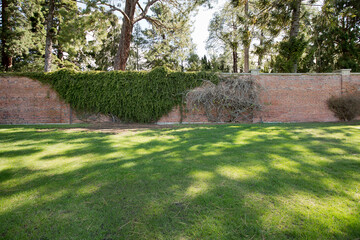 Historic Arthur Wall built by convicts in 1830 as a heated wall, Hobart - 672138448