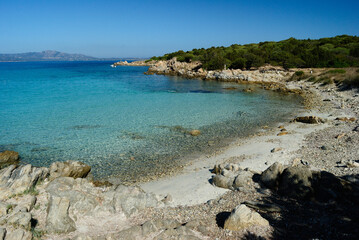Veduita della spiaggia di Cala Sabina sulla costa di Golfo Aranci