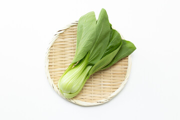 白背景にチンゲンサイ