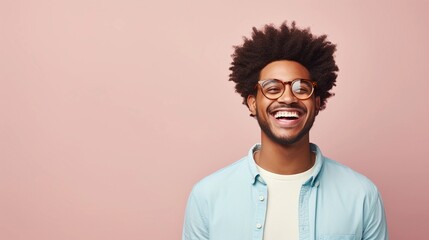 Obraz premium Portrait of an afro-american male wearing glasses with Blissful expression against pastel background with space for text, background image, AI generated