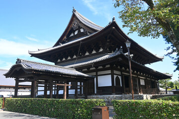 鳴き龍の住む京都市相国寺の日本最古の法堂