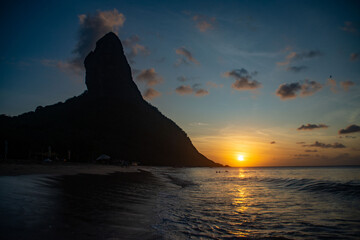 Por do sol na praia da concei&ccedil;&atilde;o, Fernando de noronha