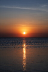 Obraz premium Sunset on the ocean, Bali island