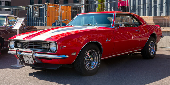 American muscle car Chevrolet Camaro 1st gen (F I), 1966&ndash;1968