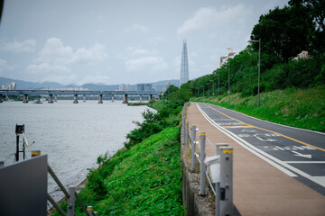 The Han River near to Apgujeong with the Lotte World Tower peaking out yonder.
