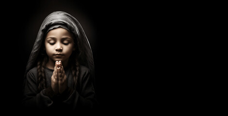 Retratos de niños rezando sobre fondo negro - obrazy, fototapety, plakaty