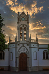 The church of Nuestra Señora de la Luz in Guía de Isora (Tenerife, Canary Islands) dates back to the 16th century. Inside, some altarpieces, images, paintings and goldsmith work stand out.