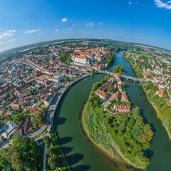 Luftbild Neuburg an der Donau, Ausblick auf die Leopoldineninsel