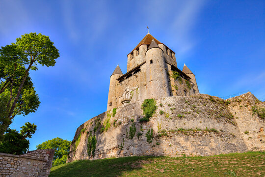 La tour c&eacute;sar de Provins