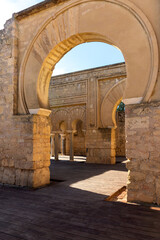 Fototapeta na wymiar Ruinas del sitio arqueológico de Medina Azahara en Córdoba, España 