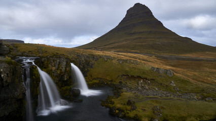 kirkjufell with waterfall in the foreground