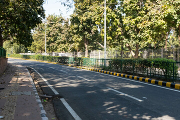 street in agra, india