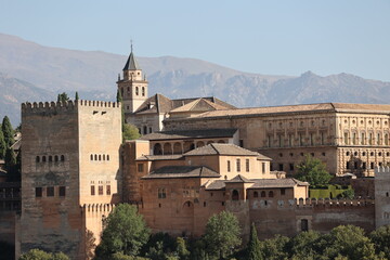 Fototapeta premium Alhambra palace and fortress in Granada, Andalusia, Spain