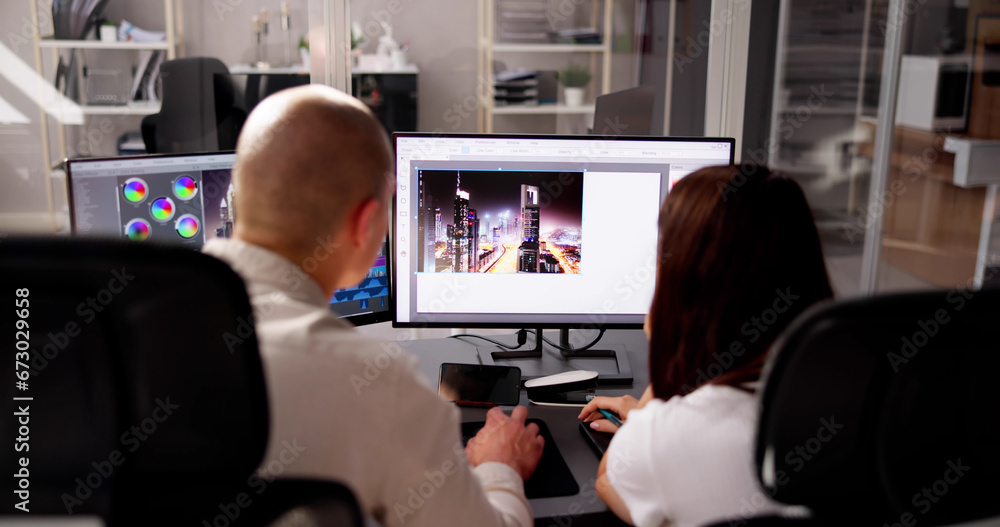 Aufkleber Graphic Web Designer Artist Using Computer