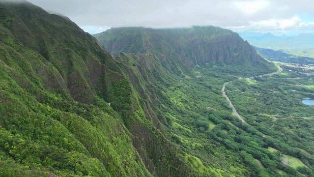 Ko’olau Range in Hawaii