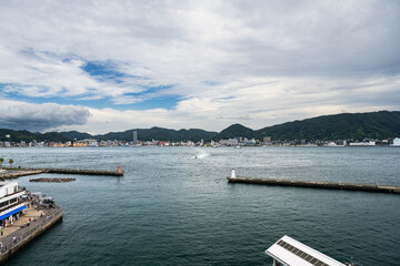 関門海峡と向こう側の九州