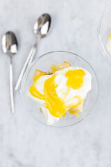 Lemoncurd trifle